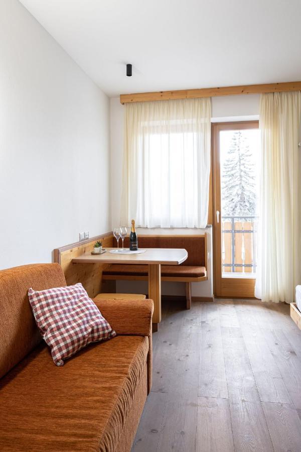 Gruenwald Hotel Salorno Exterior photo